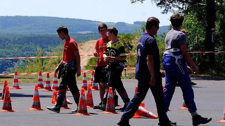 Beim Kart-Slalom am 2015 am Heroldsberg. Foto: Gerd Schaar