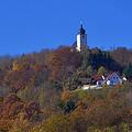 Die Vexierkapelle bei Reifenberg ist eine gefragte Kirche für Hochzeitspaare. In der Fränkischen Schweiz gibt es einige Kirchen, Burgen und Schlösser, die bei Traupaaren beliebt sind. Foto: Elisabeth Vorstoffel/inFrankenPix