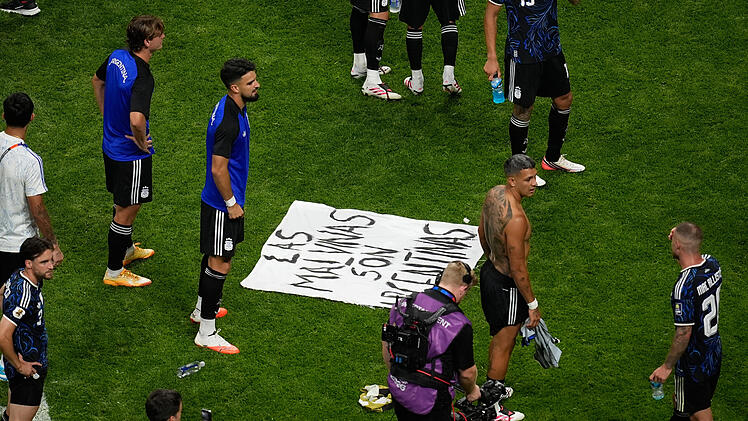 Nach Triumph &uuml;ber England: Argentinien-Stars sorgen f&uuml;r WM-Eklat