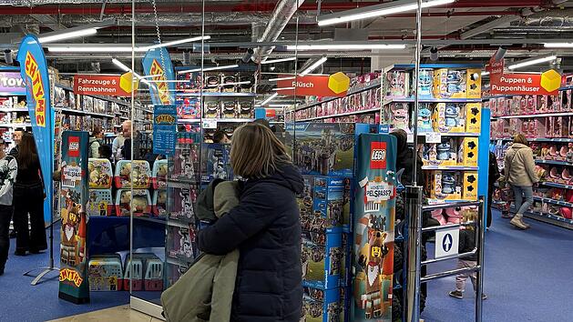 Erlangen Arcaden: Spielzeug-Gigant hat neue Filiale er&ouml;ffnet