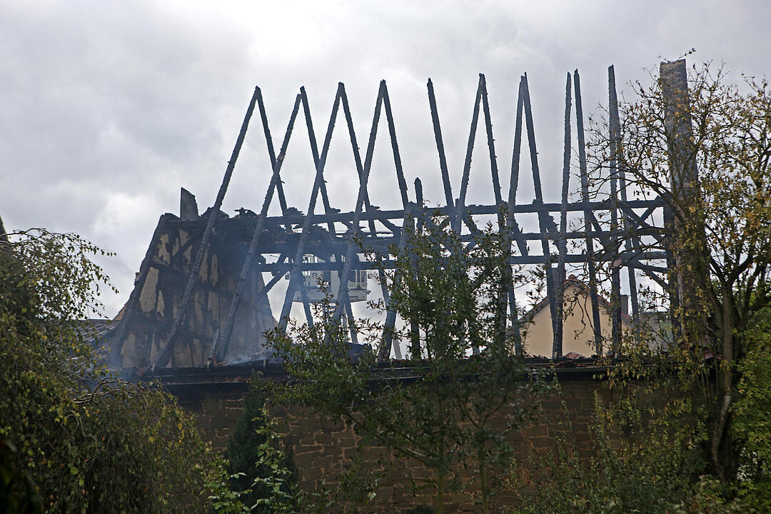 Brand im Kreis Schweinfurt vernichtet Scheune