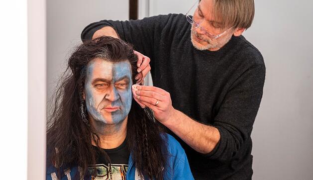 Ministerpr&auml;sident Markus S&ouml;der verkleidet sich f&uuml;r Fastnacht