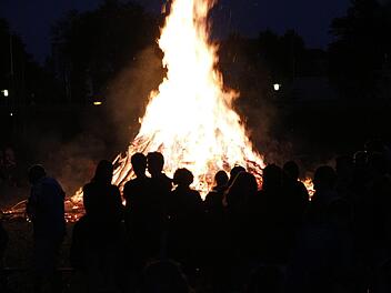 Das Sonnwendfeuer in Ebermannstadt Foto: Josef Hofbauer