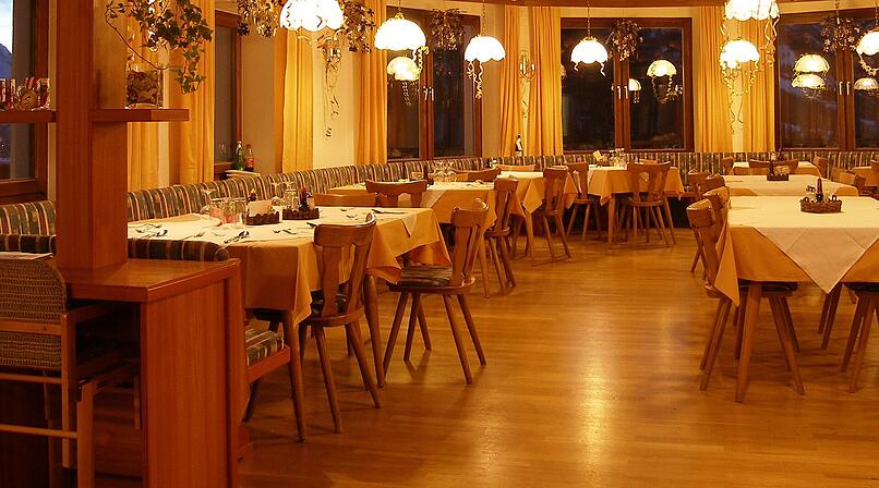 Speisesaal, Gastst&auml;tte, Gasthaus, Gasthof, Wirtschaft, Restaurant, Lokal, Gastronomiebetrieb