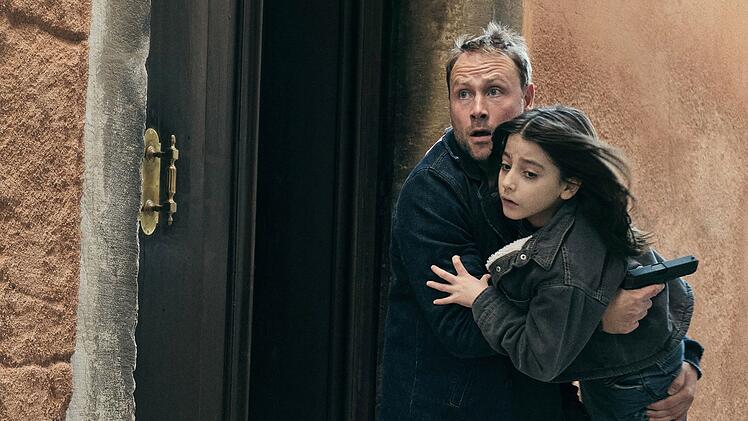 Wenn Kinder bedroht werden, kann Gabriel (Max Riemelt) nicht wegsehen. Als die Mafia nach einem schief gelaufenen Drogengesch&auml;ft den kleinen Luca (Ettore Rosetto) entf&uuml;hren will, sieht er rot.