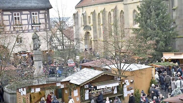 Mit einem einzigartigen Flair und Ambiente wartet der K&ouml;nigsberger Weihnachtsmarkt auf. Foto: Gerold Snater