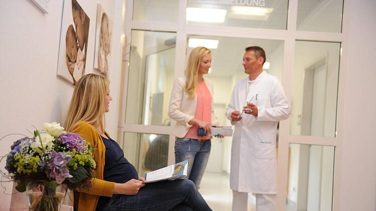 Gesundheitsversorgung von Anfang an. Viele Schwangere vertrauen auf wohnortnahe Geburtshilfe, wie im Klinikum Lichtenfels. Foto: Regiomed