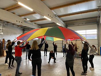 Landkreis Lichtenfels: Von Aufsichtspflicht bis Kinderschminken - neue Spielmobilbetreuer wurden geschult