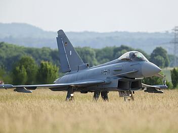 Eurofighter bei Übungsflug am Luftwaffenstützpunkt Nörvenich