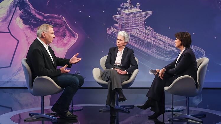 Auch Jan van Aken, Parteivorsitzender der Linken, und FDP-Politikerin Marie-Agnes Strack-Zimmermann (Mitte) diskutierten bei "Maischberger" &uuml;ber die politische Weltlage.