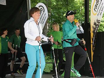 Rosi Mittermaier und ihr Mann Christian Neureuther geben den Rhythmus vor.  Foto: Sylvia Hubele