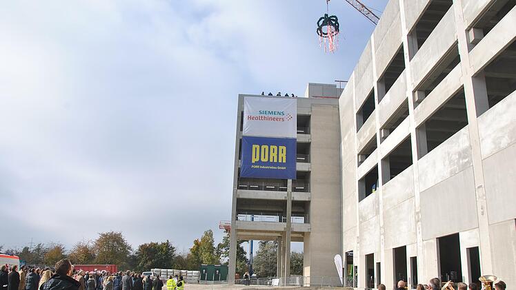 Forchheim: Siemens Healthineers feiert Richtfest des „High Energy Photonics Center“