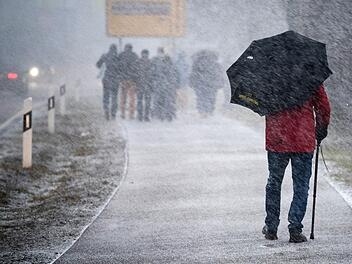 Für Donnerstag und Freitag sagt ein lokaler Wetter-Experte Schnee für Teile Frankens vorher
