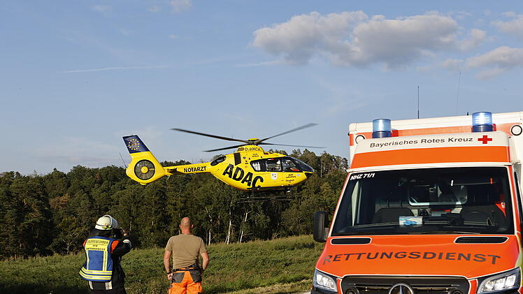 Motorradfahrerin bei Unfall verletzt