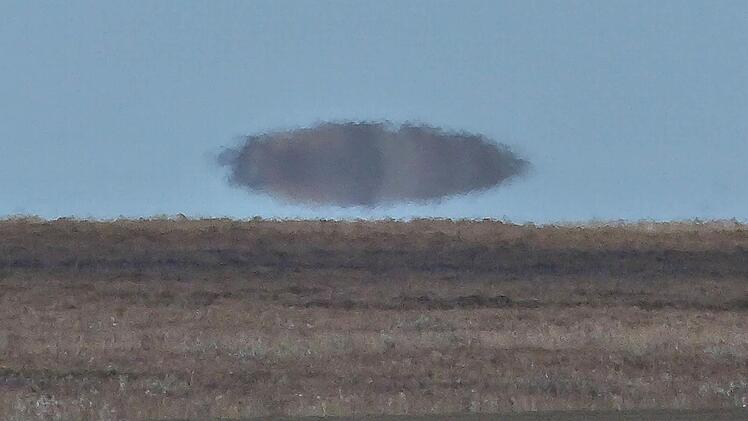 Ufo, Fata Morgana oder Wolke? Das Gebilde am Horizont der Tundra entpuppte sich als kleiner H&uuml;gel. Foto: Manfred Wagner