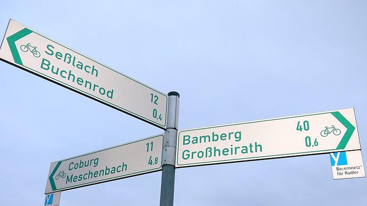 Bald wird alles neu: Die Radwege im Coburger Land werden in den Jahren 2017 bis 2019  komplett neu beschildert.Berthold Köhler