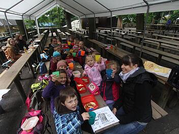 Kinderausflug auf die Bergkirchweih in Erlangen. Foto: Michael Busch