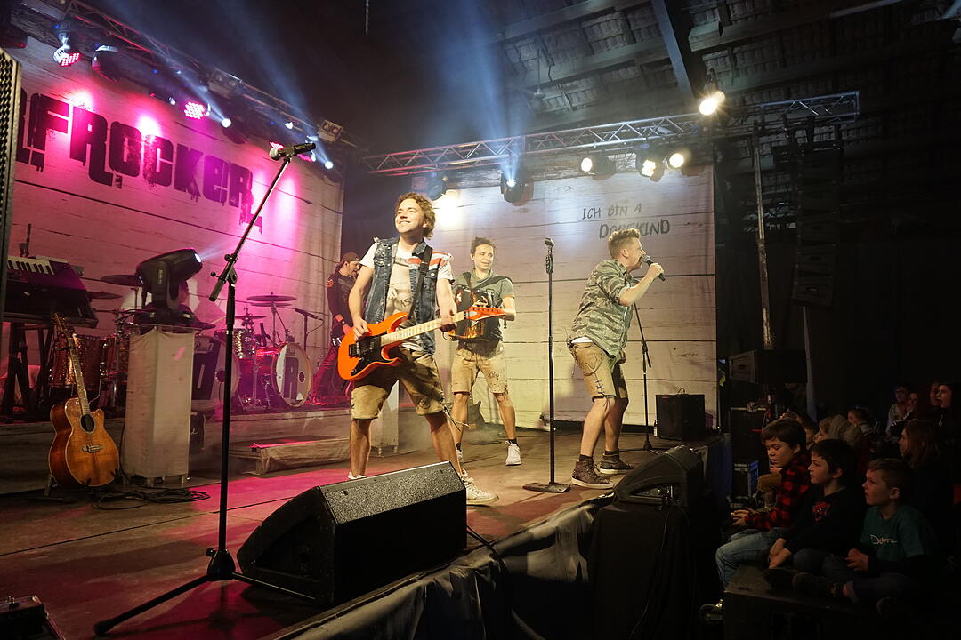 Backstage bei den Dorfrockern beim Eichenbühler Hoffest