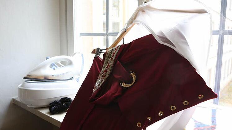 Im Backstage-Bereich liegen weiter Kreationen bereit...Foto: Barbara Herbst