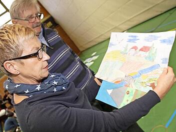 Die Jury hatte die nicht ganz leichte Aufgabe, aus der Fülle der eingereichten Arbeiten die Siegerbilder zu ermitteln.