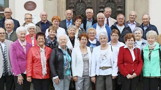 Wie schnell vergehen doch die Jahre: Fröhlich traf sich der Jahrgang 1940/41 in Eltmann. Foto: Ralf Naumann