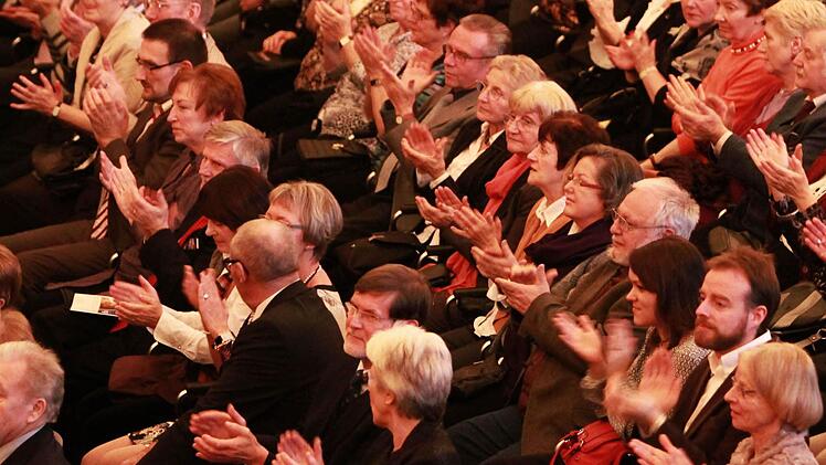 Reichlich Applaus gab's vom Publikum im Kongresshaus.
