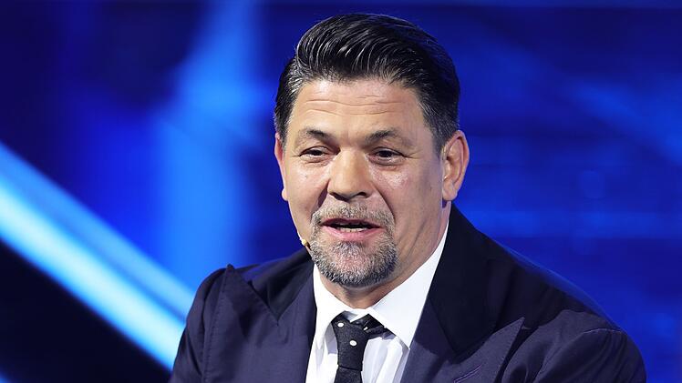 "Ehrenamt kann auch sein, einfach mal den M&uuml;ll von der Stra&szlig;e aufzuheben", findet Tim M&auml;lzer.