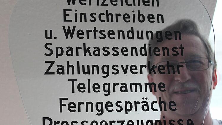Ein Ziel vor Augen: Philatelie und all das, was zu ihr gehört, bekannter zu machen. Matthias Müller freut sich auf die Ausstellung. Foto: Markus Häggberg