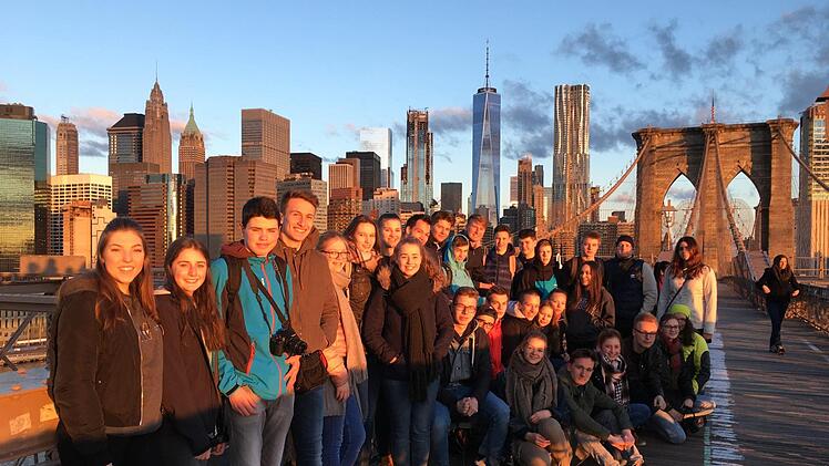 Je 15 Schüler des Coburger Casimirianums und 15 Schüler des Neustadter Arnold-Gymnasiums waren im April in den USA. Foto: privat