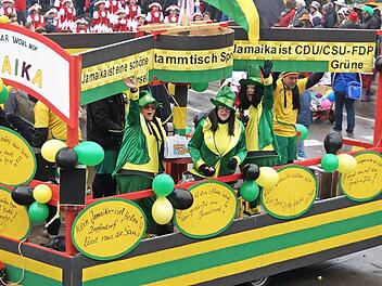 Der "Stammtisch Sprich Leise" hatte sich wohl schon auf ein karibisches Karnevalstreiben gefreut.  Foto: Johannes Michel