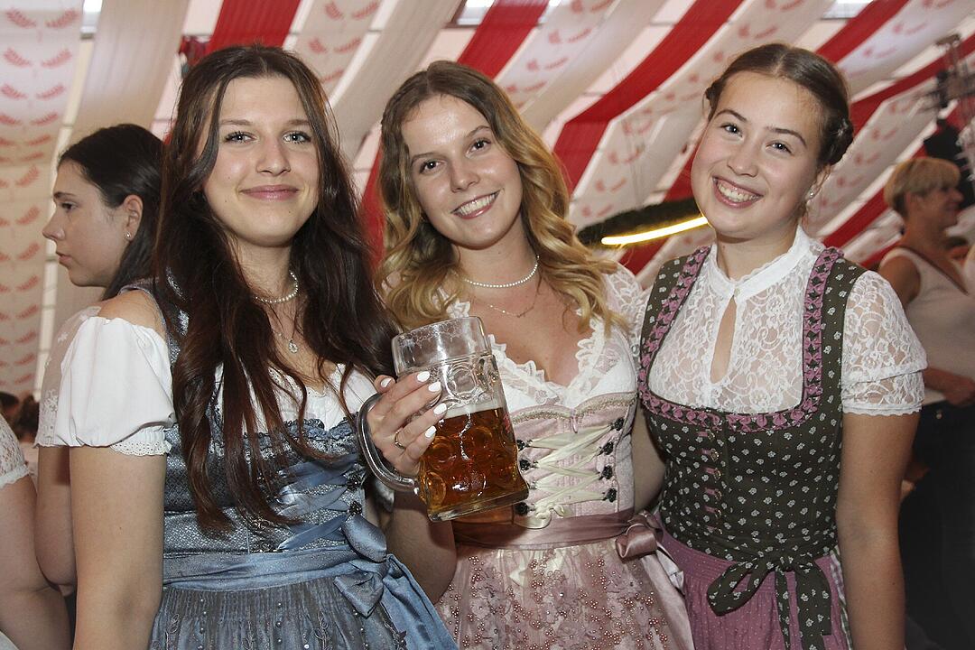 Für Partystimmung sorgten die "Stoapfälzer Spitzbuam"