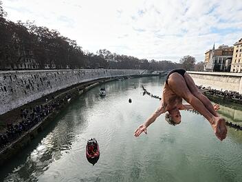 Neujahrstauchgang in Rom
