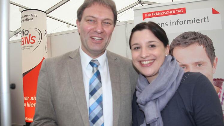 Bürgermeister Klaus Löffler und FT-Redaktionsleiterin Corinna Igler