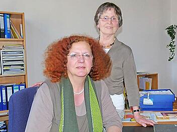 Margit Steger-Böhnlein (l.) und Edeltraud Rosenberger wollen auch die Wahlfreiheit der Frauen unterstützen. In Bamberg bieten neben "Donum Vitae" auch Pro Familia und das Gesundheitsamt Konfliktberatung an. Foto: Marion Krüger-Hundrup