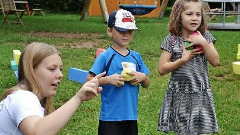 Die Kinder hatten beim Aktionstag mit dem P-Seminar Sport des CVG viel Spa&szlig; und lernten viele neue Sichtweisen kennen.