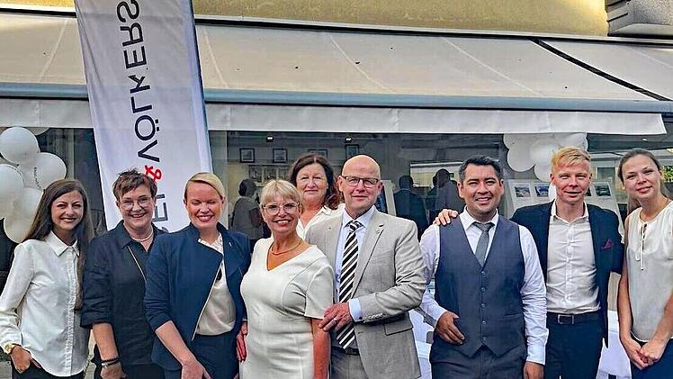 Von links: Ramona Merkt, Pia Müller-Schütze, Carolin Schultheis, Corinna Sauer, Karin Ludwig, Norbert Sauer, Pablo Tapia, Benedikt Müller, Marina Schiewe