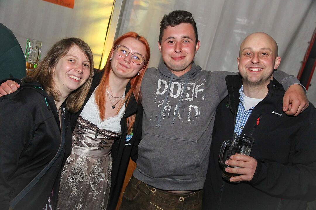 Party mit den DORFROCKERN Party mit den DORFROCKERN