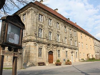 Der Südwestpavillon des Konventbaus des einstigen Klosters Langheim beheimatet seit 1993 die Schule der Dorf- und Flurentwicklung. Foto: Popp