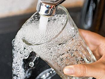 53 Cent mehr für den Kubikmeter Wasser müssen die Guttenberger künftig berappen.