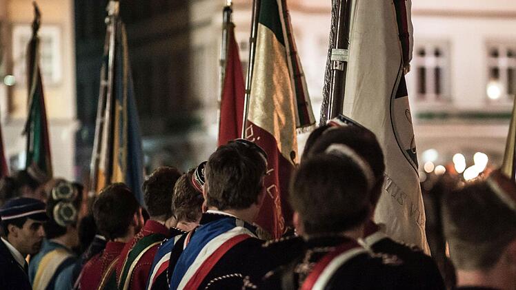 Impressionen vom CC-Fackelzug und der Mahnstunde auf dem Coburger MarktplatzFoto: Jochen Berger