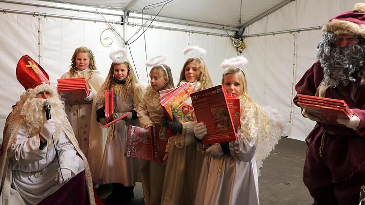 Impressionen vom Seßlacher Adventsmarkt.Bettina Knauth