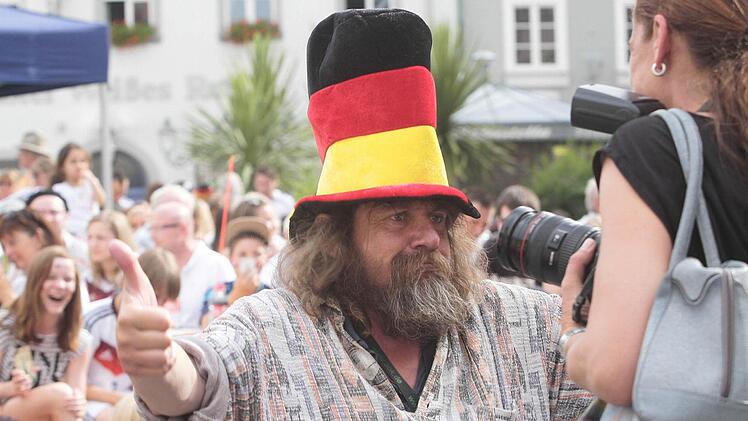 Komm ich jetzt ins Fernseeeeeen? Nein, aber vielleicht in die Zeitung!