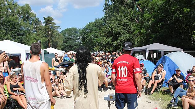 Die Festivalbesucher haben eine Biermesse bei Rock im Park gefeiert. Foto: Tobias Utz