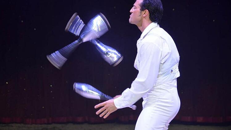 Jonglieren. Foto: Rauch