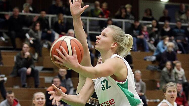 Jeva Jansone war mit 16 Punkten beste Bamberger Werferin in Heidelberg. Foto: sportpress