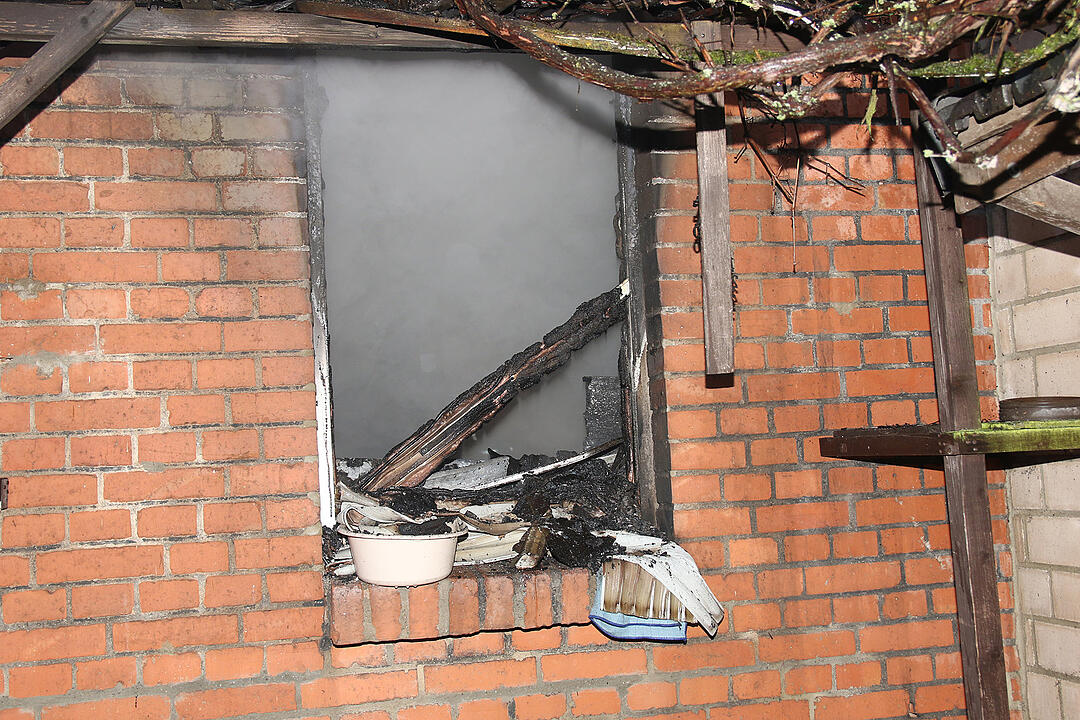 Wohnhausbrand in Coburg: Bewohnerin wurde schwer verletzt – Haus unbewohnbar