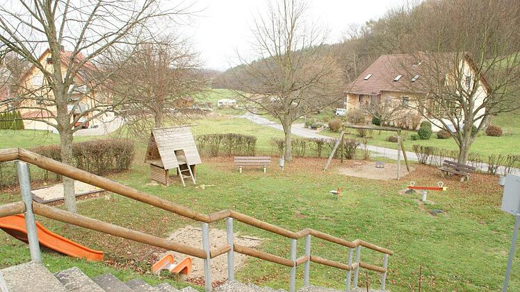 Die Lembacher Kinder sind demnächst gefragt, daran mitzuarbeiten, dass ihr Spielplatz attraktiver wird.Sabine Weinbeer