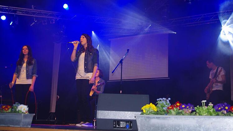 Die Schulband rockte den Kreiskulturraum.