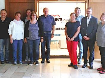 Der neue Vorstand der Awo mit (von links): Jochen Körner, Elke Lamm, Sabine Friedlein, Kathrin Pätzold, Günter Friedlein, Bärbel Silz, Hilmar Wagner, Stefen Coburger und Regina Ehnes Foto: Thomas Micheel