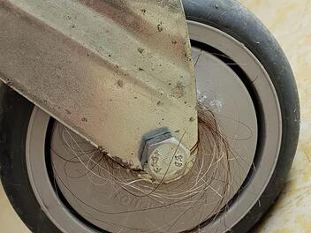 Eine Patientin des Bamberger Klinikums fotografierte Hygienemängel im Krankenhaus und teilte die Bilder anschießend online. Fotos: privat